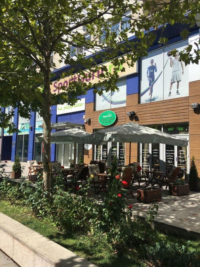 Alba Iulia Square - Apartments And Studios Bucharest Luaran gambar