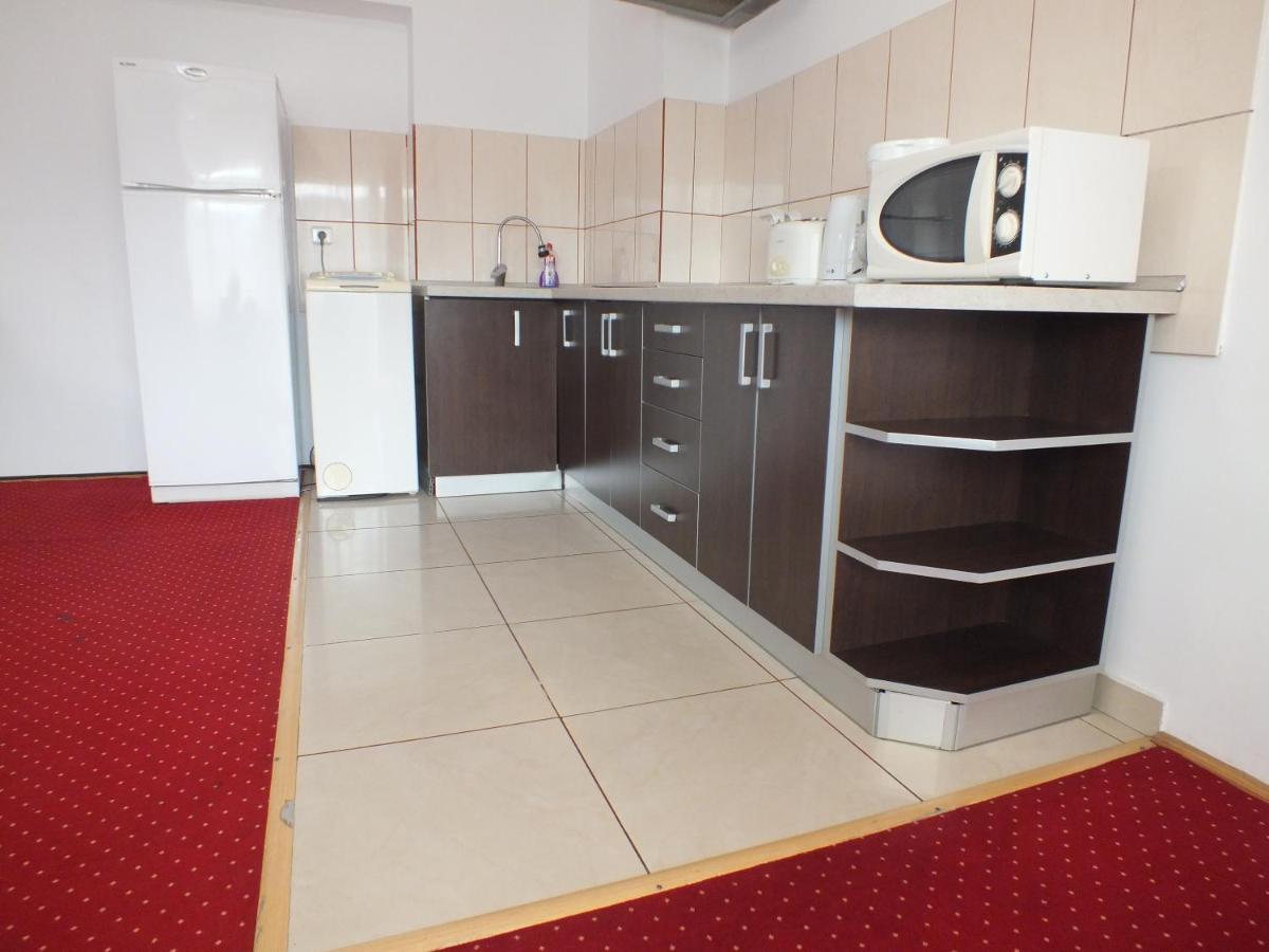 Alba Iulia Square - Apartments And Studios Bucharest Luaran gambar