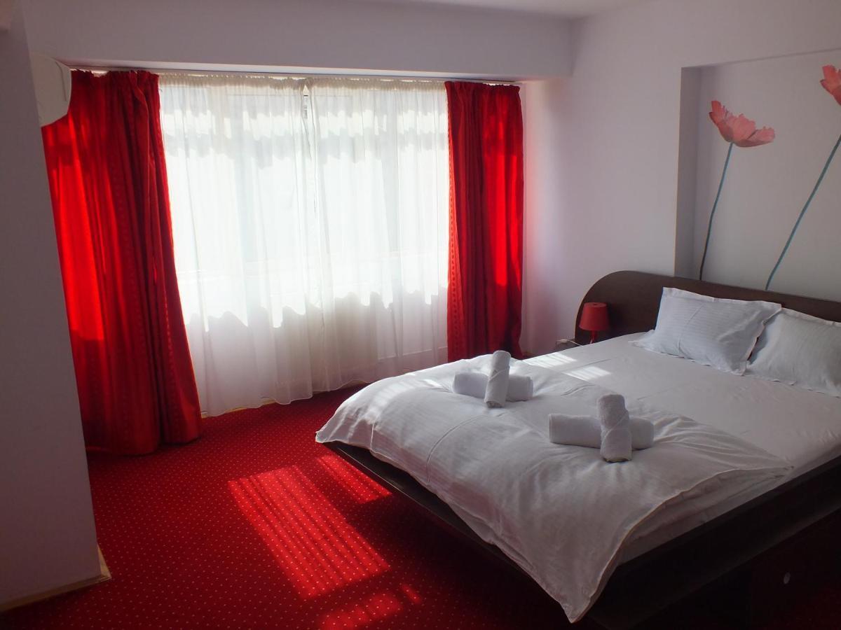 Alba Iulia Square - Apartments And Studios Bucharest Luaran gambar